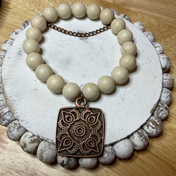 Riverstone (10 mm) with Copper Charm and Chain - Picture 4 of 9